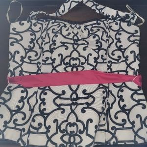 White house black market size 12